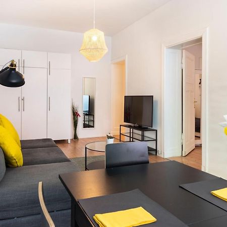 Freshly Renovated 2Br&Lr+Walk-In Rainshower Berlin Exterior photo