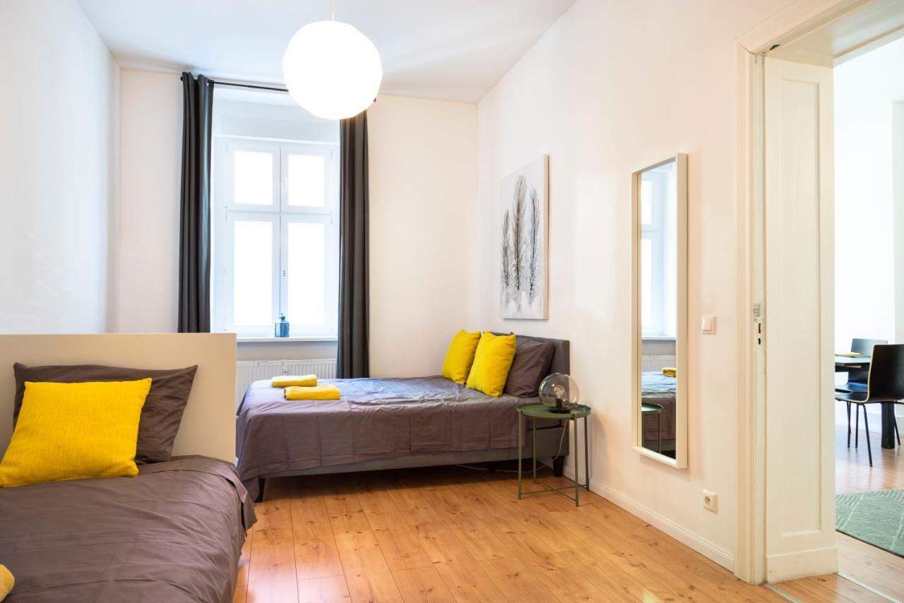 Freshly Renovated 2Br&Lr+Walk-In Rainshower Berlin Exterior photo