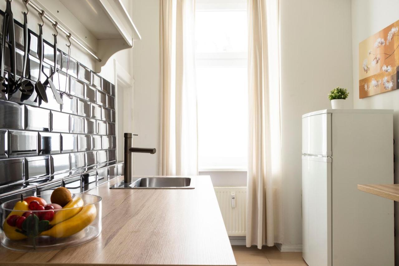Freshly Renovated 2Br&Lr+Walk-In Rainshower Berlin Exterior photo
